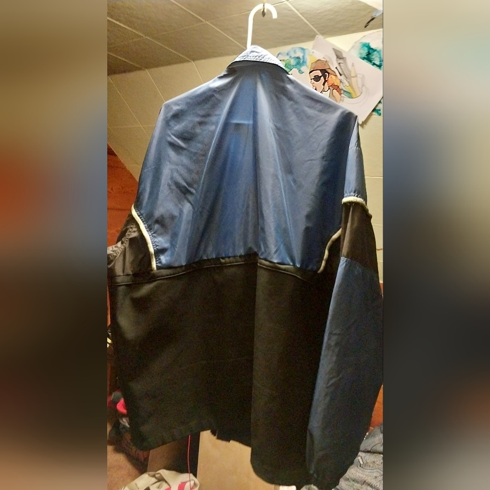 Upcycled jacket - Picture 2 of 3